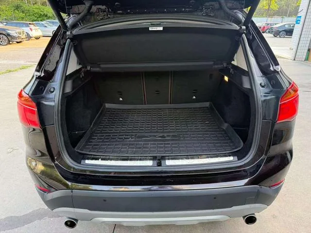 BMW X1 2019 xDrive20Li Tipo de lujo interior foto 16 BMW X1 2019 xDrive20Li Tipo de lujo interior foto 16