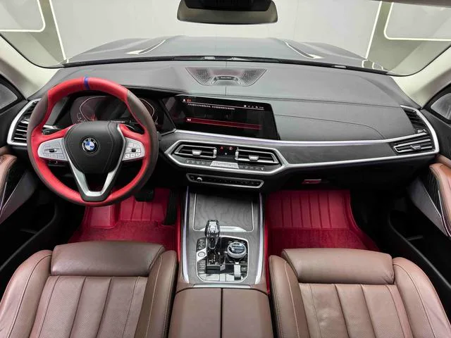 BMW X7 2021 xDrive40i Leading Luxury Set exterior photo 7 BMW X7 2021 xDrive40i Leading Luxury Set exterior photo 7
