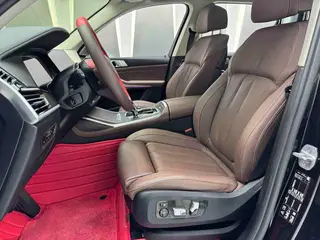 BMW X7 2021 xDrive40i Leading Luxury Set interior photo 13 BMW X7 2021 xDrive40i Leading Luxury Set interior photo 13