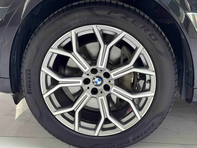 BMW X7 2021 xDrive40i Leading Luxury Set interior photo 16 BMW X7 2021 xDrive40i Leading Luxury Set interior photo 16