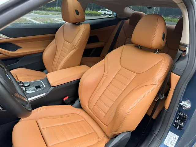 BMW 4 Series 2021 425i M Conjunto deportivo interior foto 11 BMW 4 Series 2021 425i M Conjunto deportivo interior foto 11