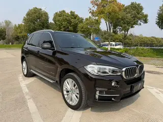 BMW X5 2018 xDrive28i exterior foto 3 BMW X5 2018 xDrive28i exterior foto 3