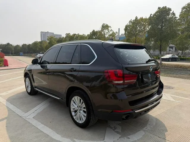BMW X5 2018 xDrive28i interior foto 17 BMW X5 2018 xDrive28i interior foto 17