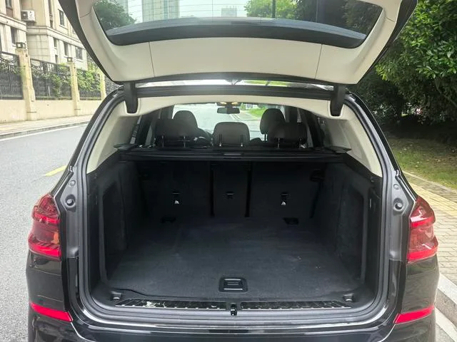BMW X3 2021 xDrive28i M Sports suit interior photo 12 BMW X3 2021 xDrive28i M Sports suit interior photo 12