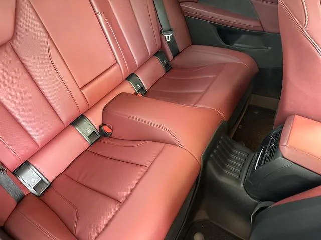 BMW 4 Series 2022 Restyling 430i M Sports Night Suit interior photo 10 BMW 4 Series 2022 Restyling 430i M Sports Night Suit interior photo 10