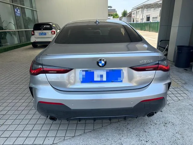BMW 4 Series 2022 Restyling 430i M Sports Night Suit interior photo 14 BMW 4 Series 2022 Restyling 430i M Sports Night Suit interior photo 14