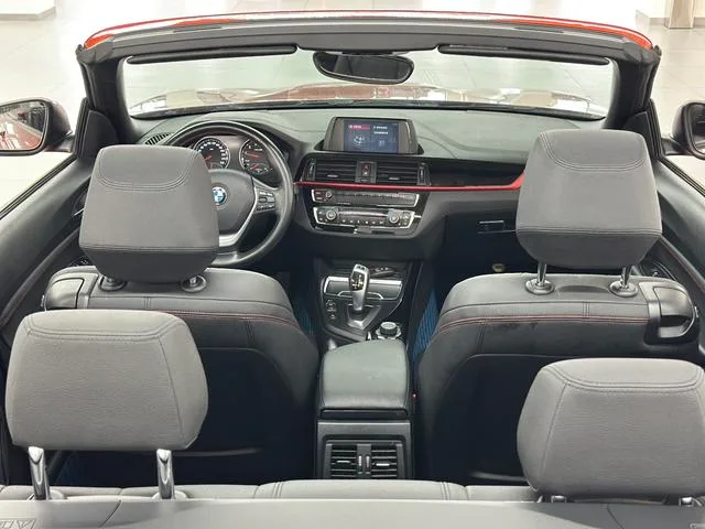 BMW 2 Series 2019 225i Convertible Coupe Sports Design Suit interior photo 10 BMW 2 Series 2019 225i Convertible Coupe Sports Design Suit interior photo 10