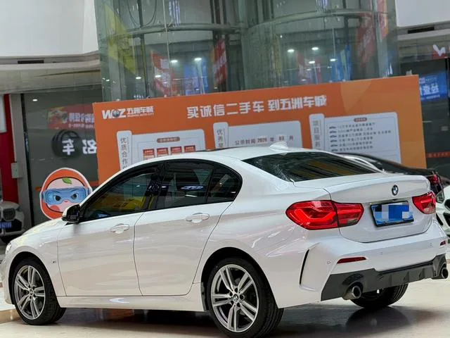 BMW 1 Series 2019 120i Leading Type M Sports suit exterior photo 4
