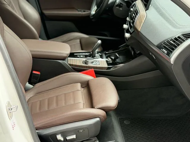BMW X3 2020 xDrive28i Traje de lujo interior foto 10 BMW X3 2020 xDrive28i Traje de lujo interior foto 10