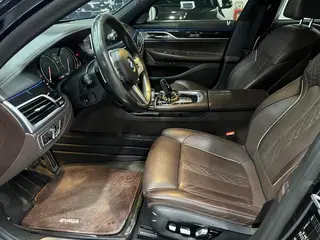 BMW 7 Series 2018 740Li Leading Type M Sports suit exterior photo 3