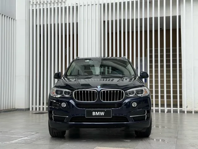 BMW X5 2018 xDrive35i Estilo elegante exterior foto 2 BMW X5 2018 xDrive35i Estilo elegante exterior foto 2