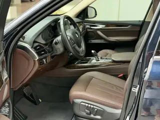 BMW X5 2018 xDrive35i Estilo elegante exterior foto 7 BMW X5 2018 xDrive35i Estilo elegante exterior foto 7