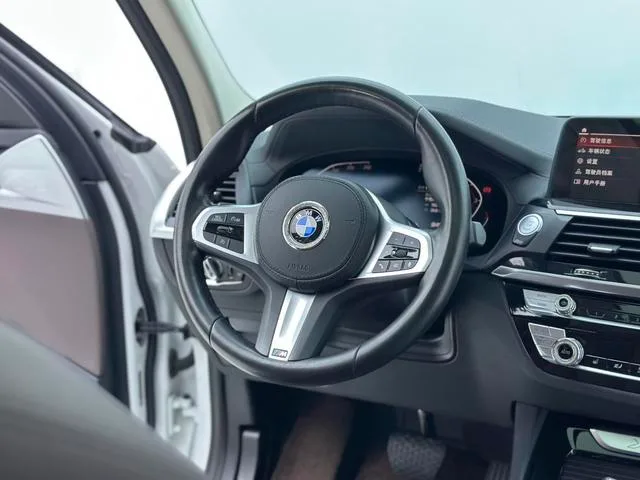 BMW X3 2021 xDrive25i M Sports suit exterior photo 4 BMW X3 2021 xDrive25i M Sports suit exterior photo 4