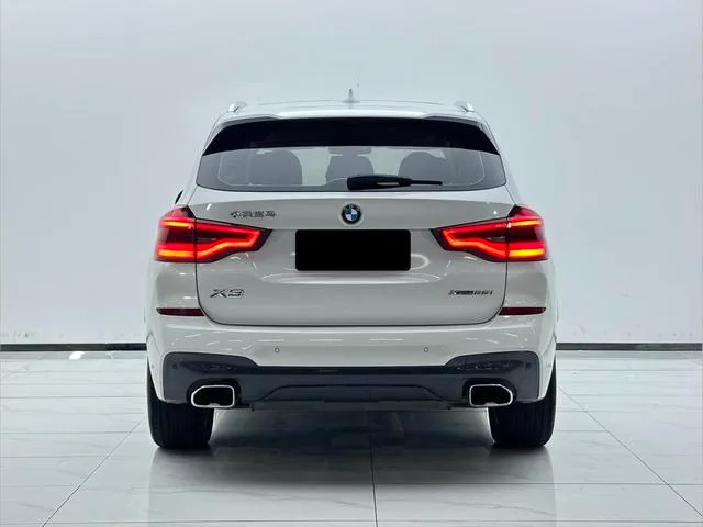 BMW X3 2021 xDrive25i M Sports suit interior photo 14 BMW X3 2021 xDrive25i M Sports suit interior photo 14