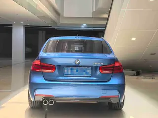 BMW 3 Series 2019 320Li M Conjunto deportivo interior foto 6 BMW 3 Series 2019 320Li M Conjunto deportivo interior foto 6