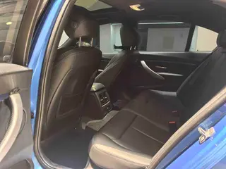 BMW 3 Series 2019 320Li M Conjunto deportivo interior foto 8 BMW 3 Series 2019 320Li M Conjunto deportivo interior foto 8