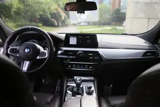 BMW 6 Series GT 2018 640i xDrive M Sports suit exterior photo 3