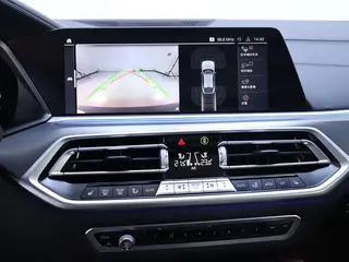 BMW X6 2020 xDrive30i M Sports suit interior photo 11 BMW X6 2020 xDrive30i M Sports suit interior photo 11