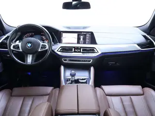BMW X6 2020 xDrive30i M Sports suit interior photo 14 BMW X6 2020 xDrive30i M Sports suit interior photo 14