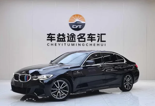 BMW 3 Series 2020 Reforma 325Li M Conjunto deportivo exterior foto 1 BMW 3 Series 2020 Reforma 325Li M Conjunto deportivo exterior foto 1