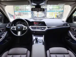 BMW 3 Series 2020 Reforma 325Li M Conjunto deportivo exterior foto 6 BMW 3 Series 2020 Reforma 325Li M Conjunto deportivo exterior foto 6