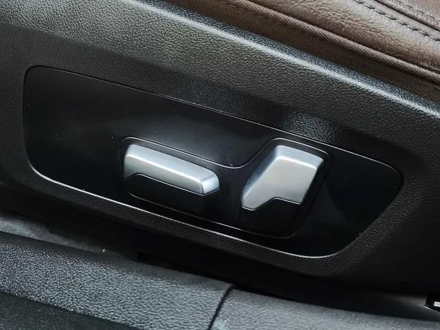BMW 3 Series 2020 Reforma 325Li M Conjunto deportivo interior foto 14 BMW 3 Series 2020 Reforma 325Li M Conjunto deportivo interior foto 14
