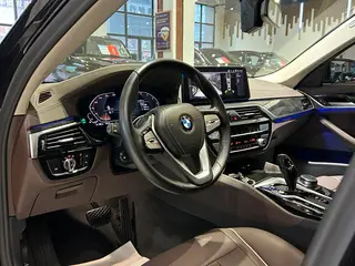 BMW 5 Series 2021 525Li Luxury Set exterior photo 4 BMW 5 Series 2021 525Li Luxury Set exterior photo 4
