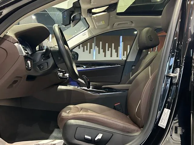 BMW 5 Series 2021 525Li Luxury Set exterior photo 6 BMW 5 Series 2021 525Li Luxury Set exterior photo 6