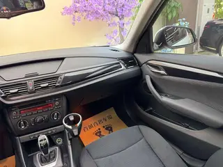 BMW X1 2015 sDrive18i Fashion Upgrade Edition interior photo 13 BMW X1 2015 sDrive18i Fashion Upgrade Edition interior photo 13