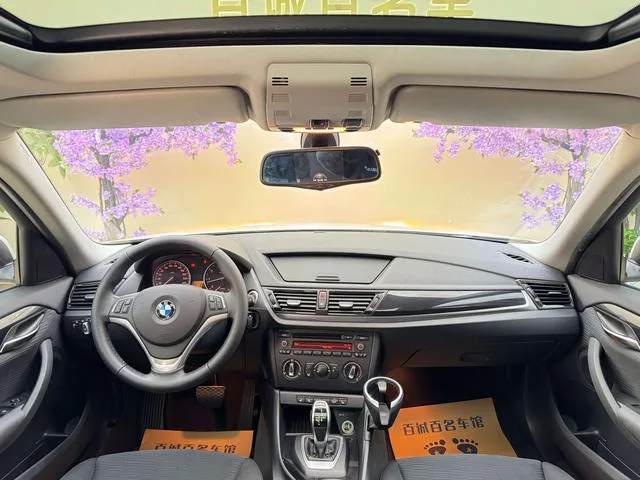 BMW X1 2015 sDrive18i Fashion Upgrade Edition interior photo 15 BMW X1 2015 sDrive18i Fashion Upgrade Edition interior photo 15