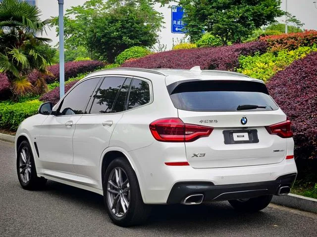 BMW X3 2021 xDrive28i M Sports suit interior photo 18 BMW X3 2021 xDrive28i M Sports suit interior photo 18