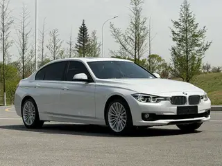 BMW 3 Series 2018 320Li Fashionable exterior photo 3 BMW 3 Series 2018 320Li Fashionable exterior photo 3
