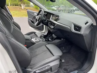 BMW 2 Series 2021 225i Four-door coupe M Sports suit interior photo 12 BMW 2 Series 2021 225i Four-door coupe M Sports suit interior photo 12