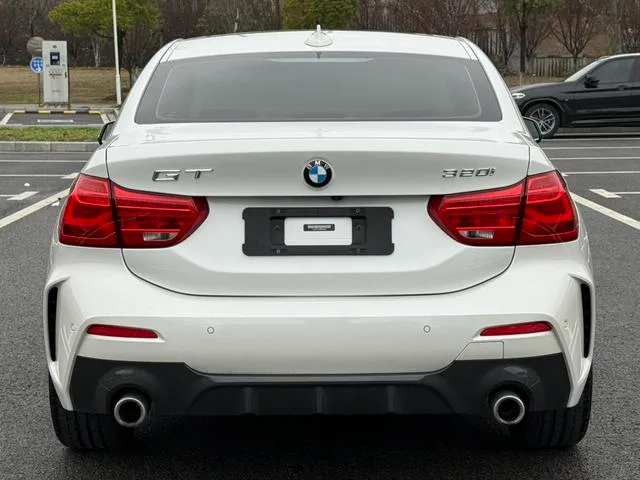 BMW 1 Series 2019 120i Leading Type M Sports suit exterior photo 5 BMW 1 Series 2019 120i Leading Type M Sports suit exterior photo 5