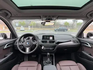 BMW 1 Series 2019 120i Leading Type M Sports suit exterior photo 9 BMW 1 Series 2019 120i Leading Type M Sports suit exterior photo 9