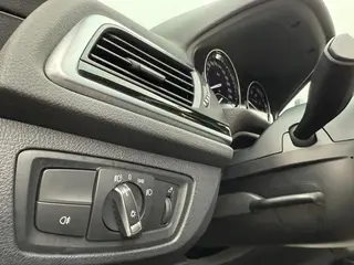 BMW 1 Series 2019 120i Leading Type M Sports suit interior photo 17 BMW 1 Series 2019 120i Leading Type M Sports suit interior photo 17