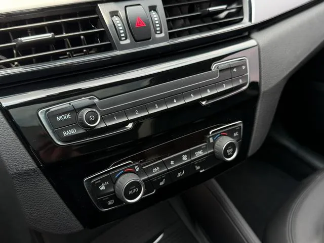 BMW X1 2016 sDrive18Li Premium Class exterior photo 10 BMW X1 2016 sDrive18Li Premium Class exterior photo 10