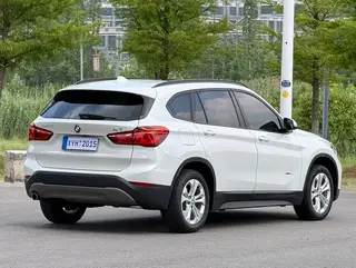BMW X1 2016 sDrive18Li Premium Class interior photo 18 BMW X1 2016 sDrive18Li Premium Class interior photo 18