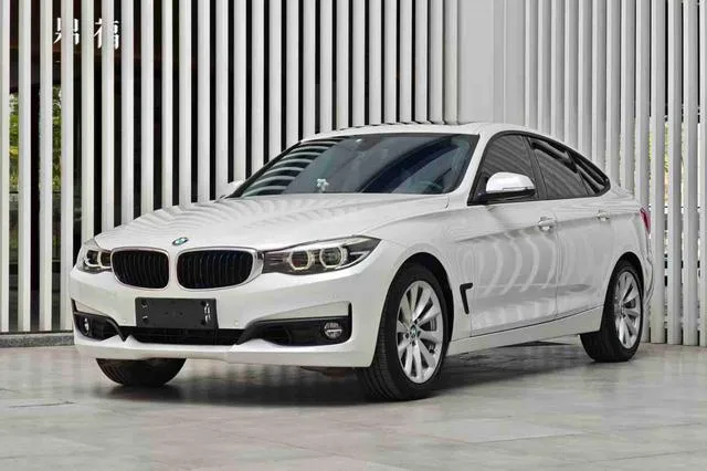 BMW 3 Series GT 2019 320i Fashionable exterior photo 1 BMW 3 Series GT 2019 320i Fashionable exterior photo 1