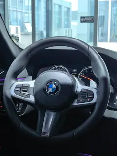 BMW 5 Series 2018 Restyling 530Li Premium Class M Sports suit interior photo 10 BMW 5 Series 2018 Restyling 530Li Premium Class M Sports suit interior photo 10