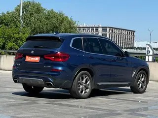 BMW X3 2020 xDrive28i Роскошный набор экстерьер фото 4 BMW X3 2020 xDrive28i Роскошный набор экстерьер фото 4