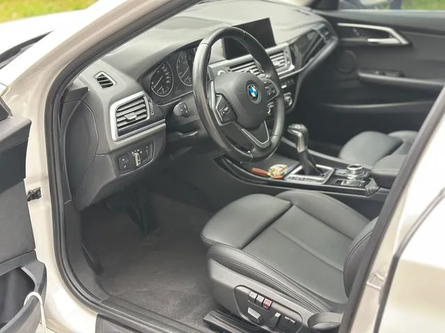 BMW 1 Series 2017 120i Дизайн набора типа интерьер фото 7 BMW 1 Series 2017 120i Дизайн набора типа интерьер фото 7
