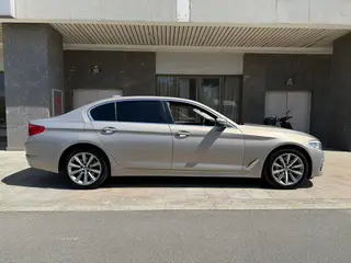 BMW 5 Series 2018 528Li Listing Special Edition exterior photo 5 BMW 5 Series 2018 528Li Listing Special Edition exterior photo 5