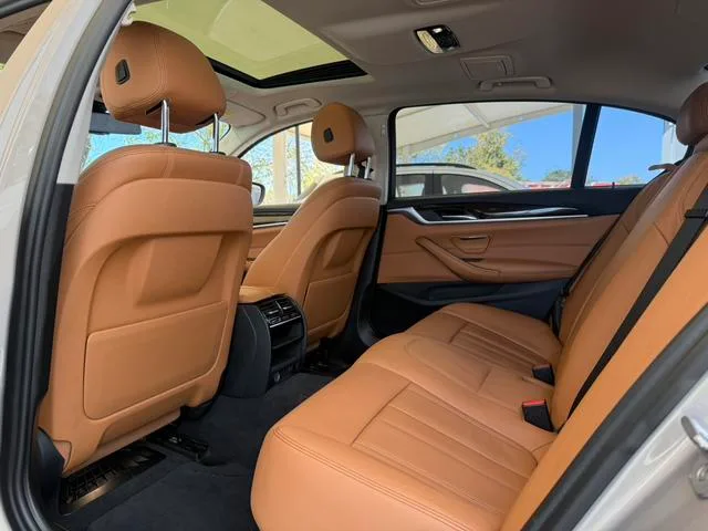 BMW 5 Series 2018 528Li Listing Special Edition interior photo 10 BMW 5 Series 2018 528Li Listing Special Edition interior photo 10