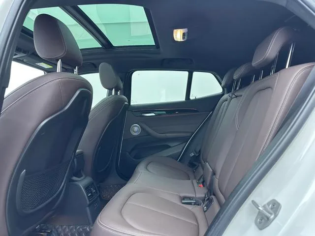 BMW X2 2021 sDrive25i M Off-road suit interior photo 18 BMW X2 2021 sDrive25i M Off-road suit interior photo 18