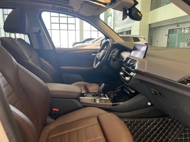 BMW X3 2020 xDrive28i M Conjunto deportivo exterior foto 8 BMW X3 2020 xDrive28i M Conjunto deportivo exterior foto 8