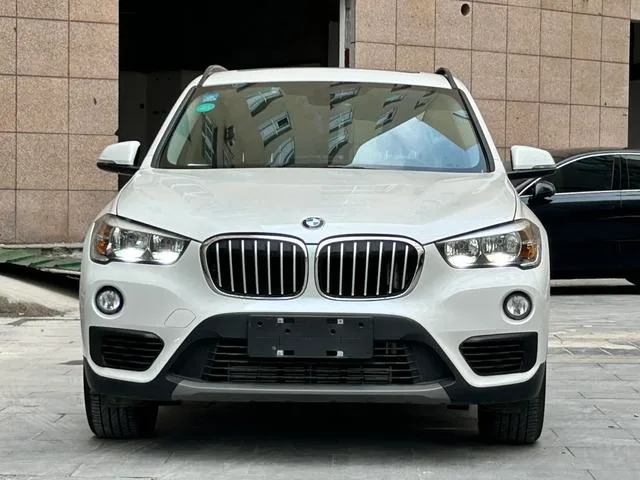 BMW X1 2018 sDrive18Li Fashionable exterior photo 2 BMW X1 2018 sDrive18Li Fashionable exterior photo 2