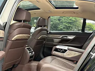 BMW 7 Series 2021 740Li Leading Type Luxury Set exterior photo 7 BMW 7 Series 2021 740Li Leading Type Luxury Set exterior photo 7