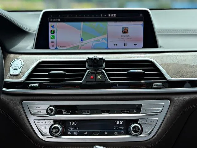 BMW 7 Series 2021 740Li Leading Type Luxury Set exterior photo 10 BMW 7 Series 2021 740Li Leading Type Luxury Set exterior photo 10