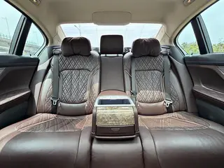 BMW 7 Series 2021 740Li Leading Type Luxury Set interior photo 12 BMW 7 Series 2021 740Li Leading Type Luxury Set interior photo 12